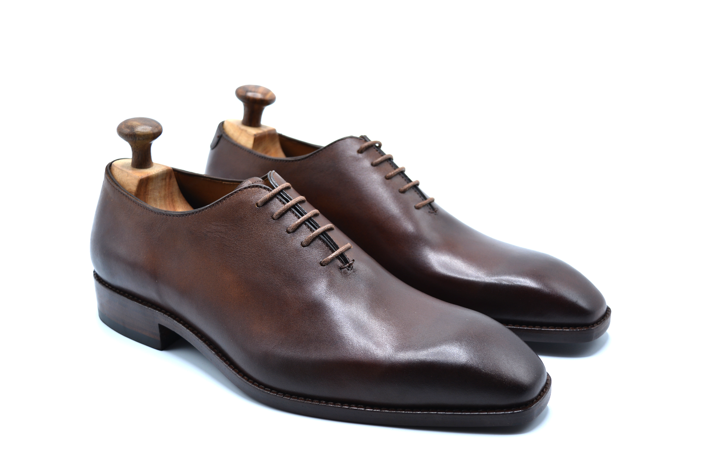 Oxford Whole Cut Shoes